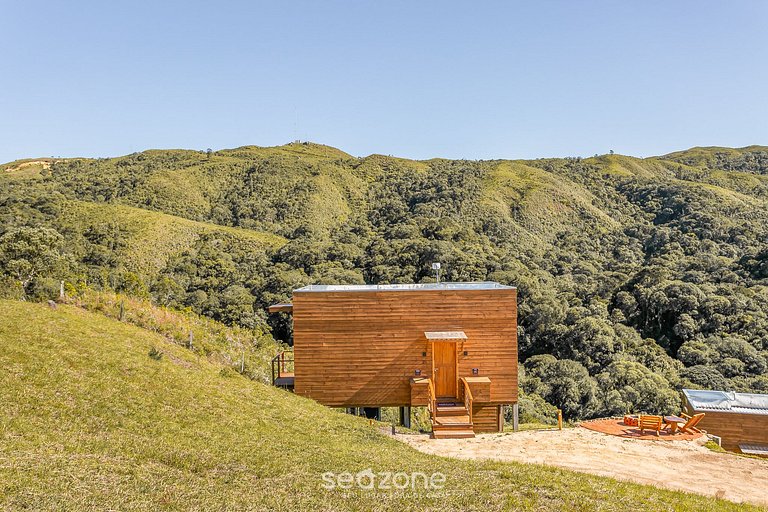 Incrível cabana com vista da serra VST021