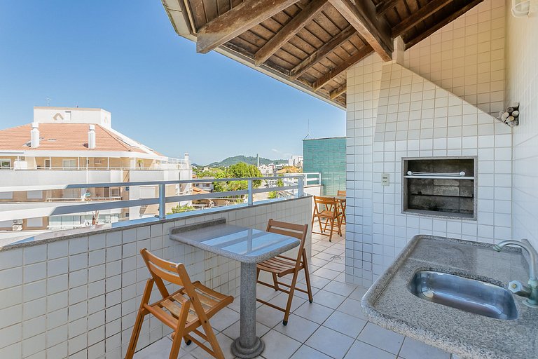 Sobrado Aconchegante Apenas 120m da praia! - EDE