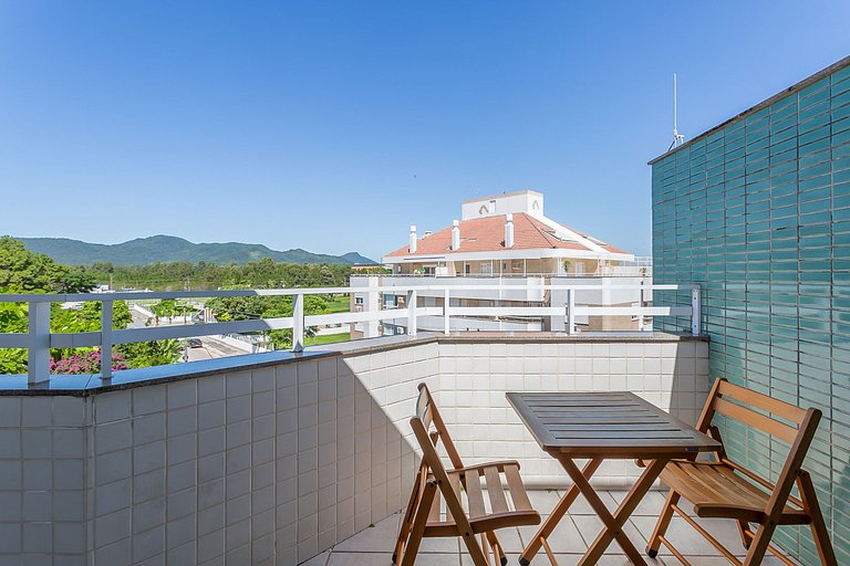 Acogedora Casa de 2 pisos solo 120m del playa! EDE