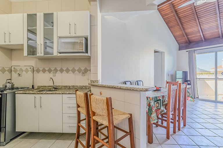 Acogedora Casa de 2 pisos solo 120m del playa! EDE