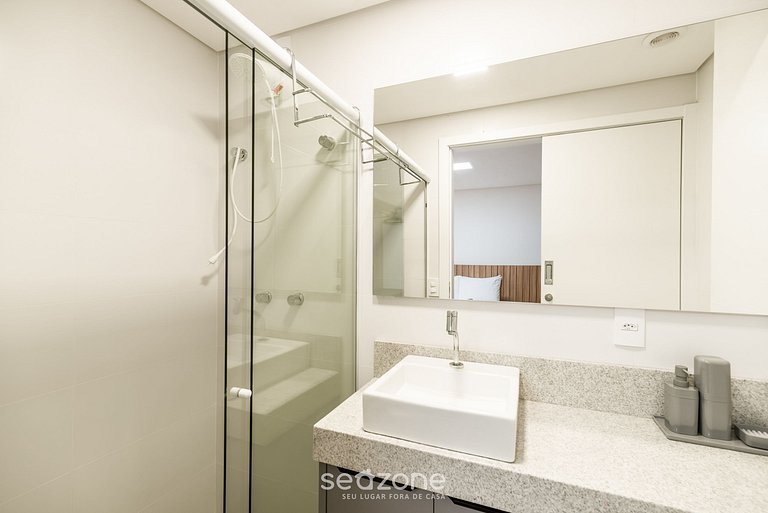 Apartamento con Barbacoa 280m de la playa ERT0210