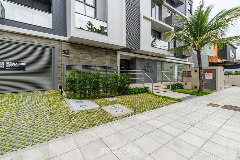 Apartamento con Barbacoa 280m de la playa ERT0210