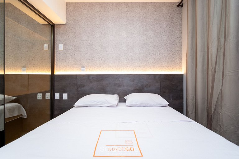 Apto Equipado em cond. com academia - BLS0355