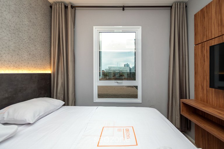 Apto Equipado em cond. com academia - BLS0355