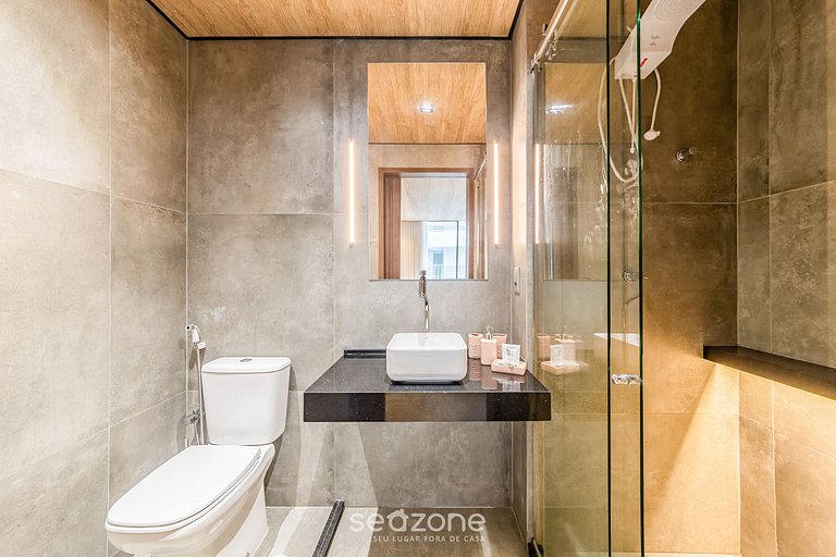 Hermoso Estudio con Vista Lateral al Mar NWT0805