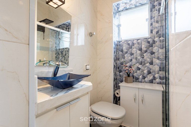 Apt em um paraíso no Centro c/Piscina QUI0090