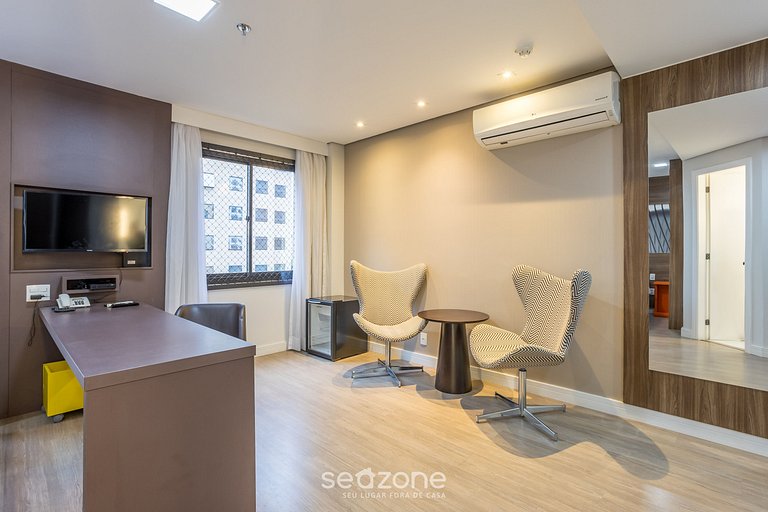 Estudio moderno a 300m del metro Moema! SQC0810