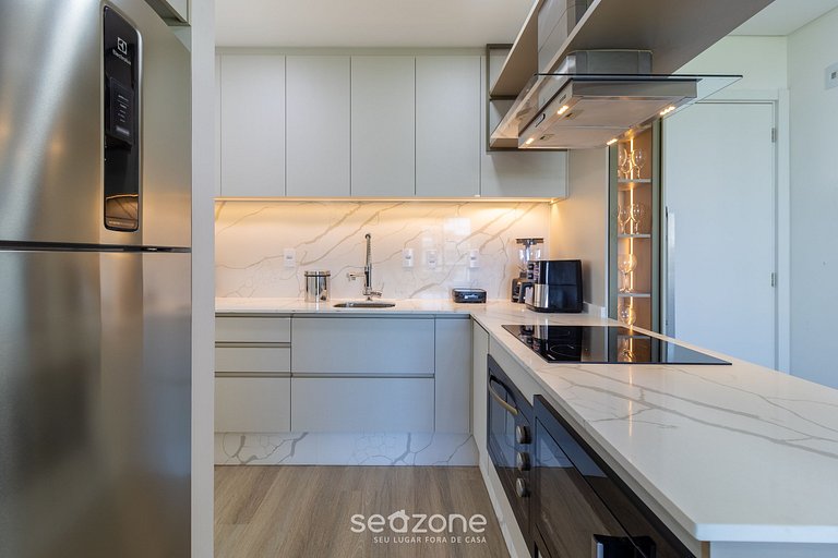 Conforto e piscina perto da Praia - RHL0302