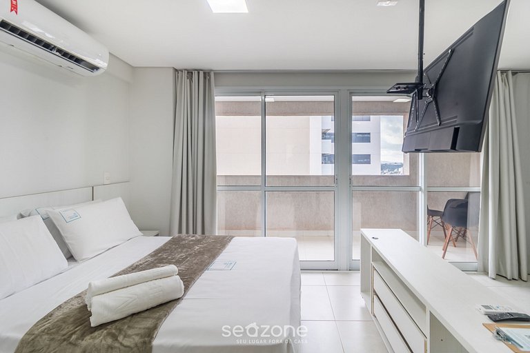 Conforto c/ varanda 270m do PQ. Flamboyant BFT2905