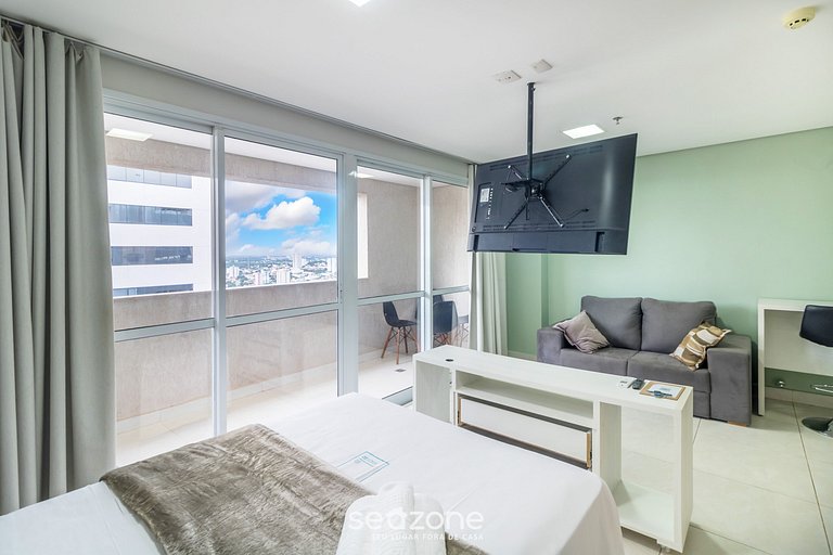 Conforto c/ varanda 270m do PQ. Flamboyant BFT2905