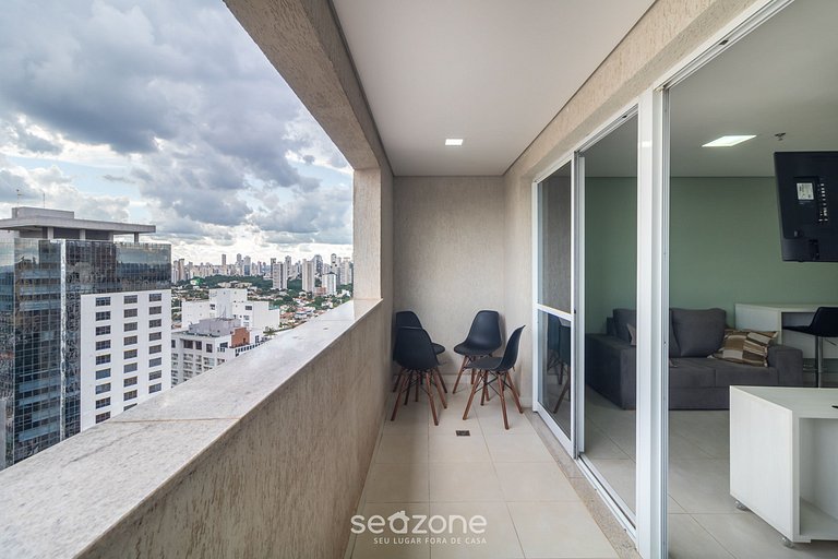 Conforto c/ varanda 270m do PQ. Flamboyant BFT2905