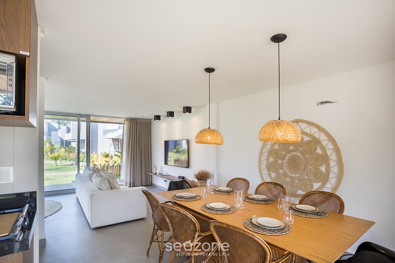 Casa c/ Piscina e Acesso à Praia NLUG0001