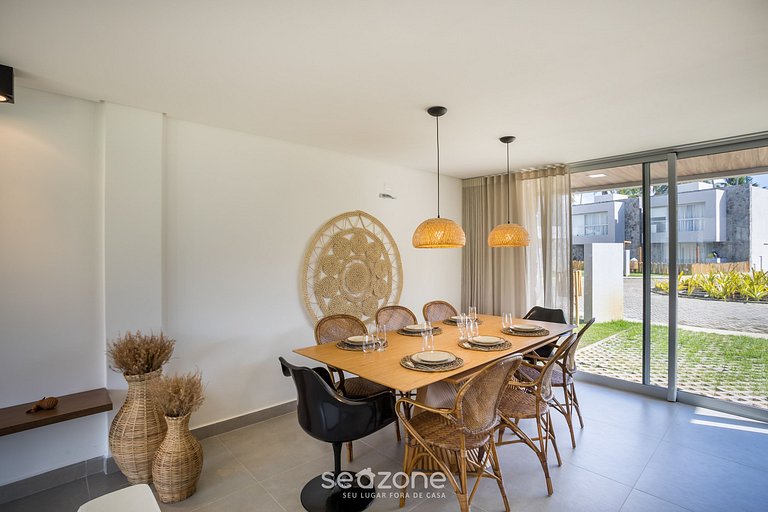 Casa con piscina y acceso a la playa NLUG0001