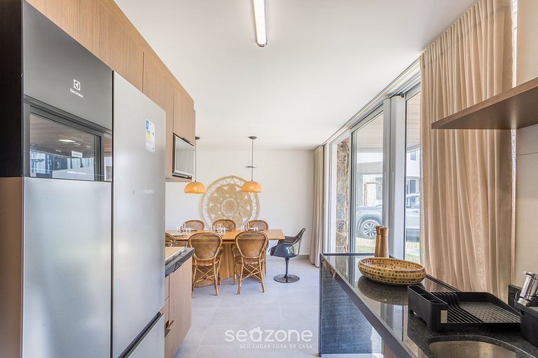 Casa con piscina y acceso a la playa NLUG0001