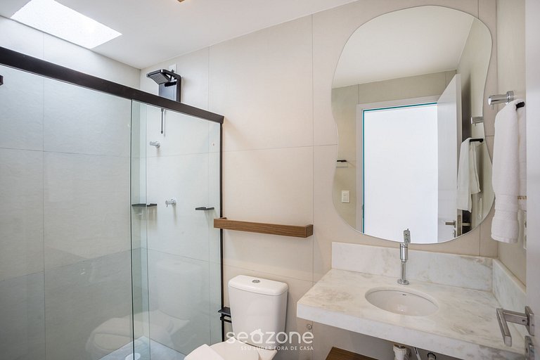 Casa con piscina y acceso a la playa NLUG0001