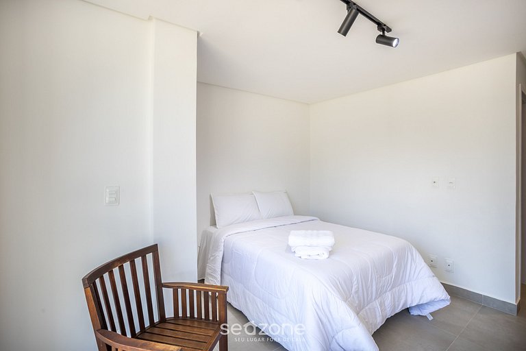 Casa con piscina y acceso a la playa NLUG0001