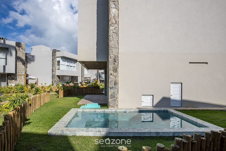 Casa con piscina y acceso a la playa NLUG0001