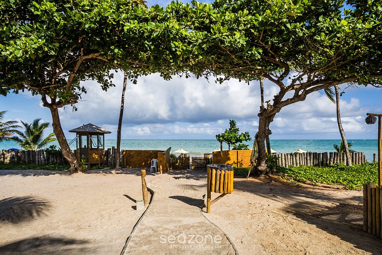 Casa c/ Piscina e Acesso à Praia NLUG0001