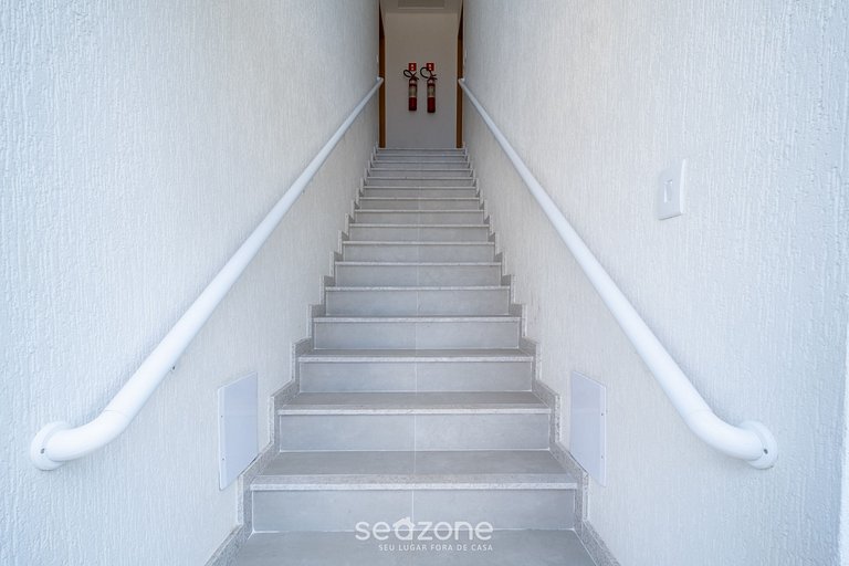 Ap 2 hab. en cond. c/piscina - Itacimirim RJH0101