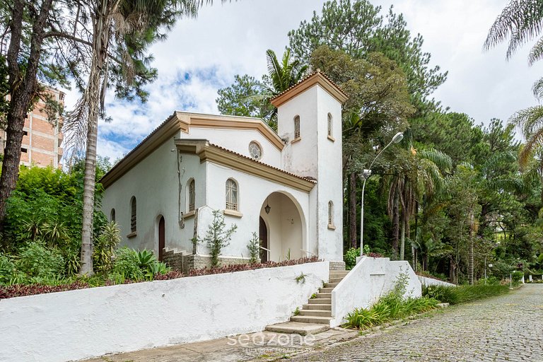 Hospedagem Retrô no Condomínio Quisisana - QUI0225