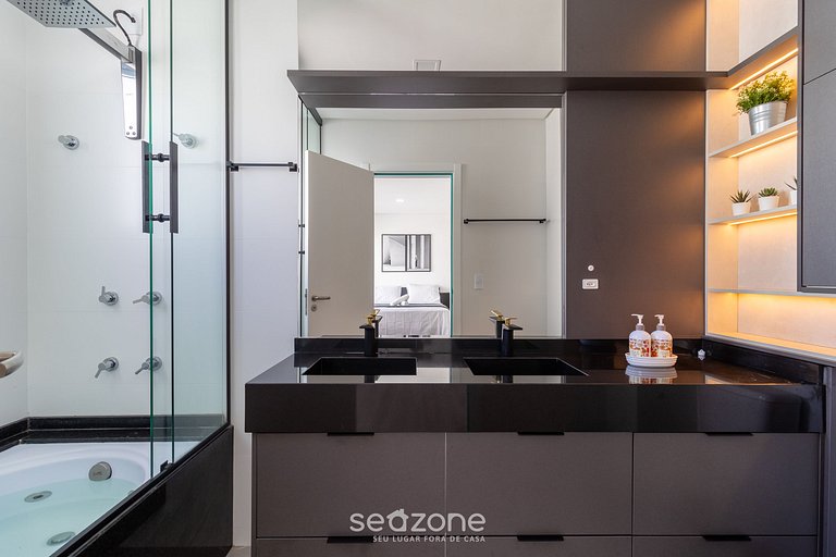 Apt moderno c/ piscina e hidromassagem! RHL0305