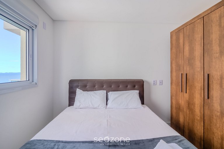 Apto vista mar c/ churrasq. 50m da Praia SHC0606