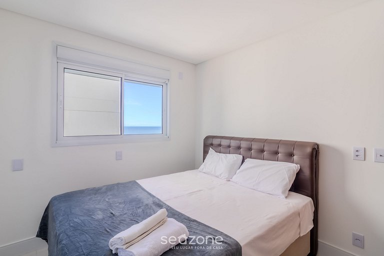 Apto vista mar c/ churrasq. 50m da Praia SHC0606