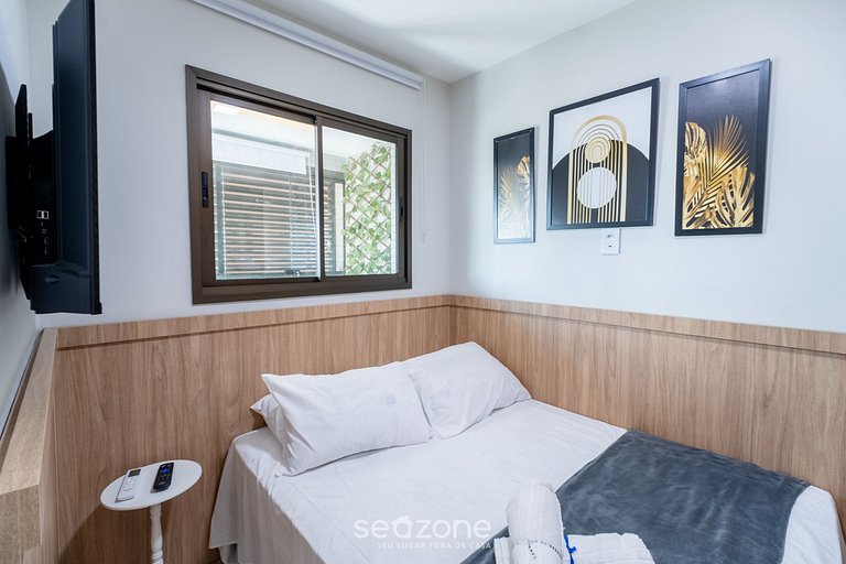 Apto Vista Mar em prédio c/ piscina e acad SOA0510