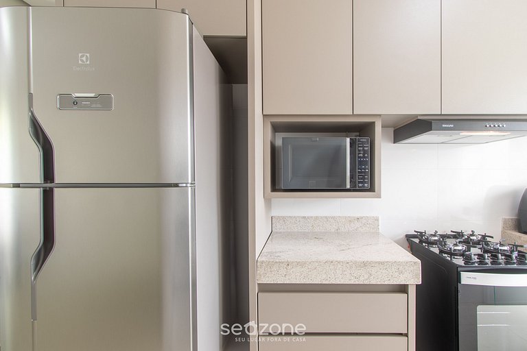 Apartamento en Cond. con Piscina RFM0012