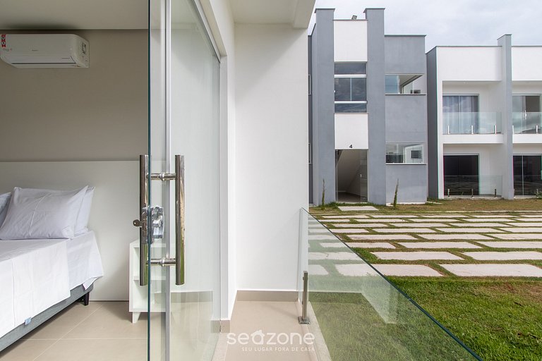 Apartamento en Cond. con Piscina RFM0012