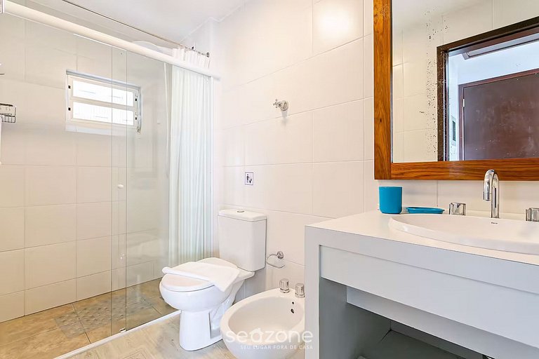 Bela casa vista mar e pé na areia CDA1647