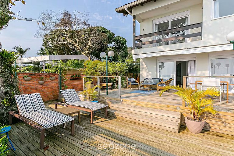 Bela casa vista mar e pé na areia CDA1647