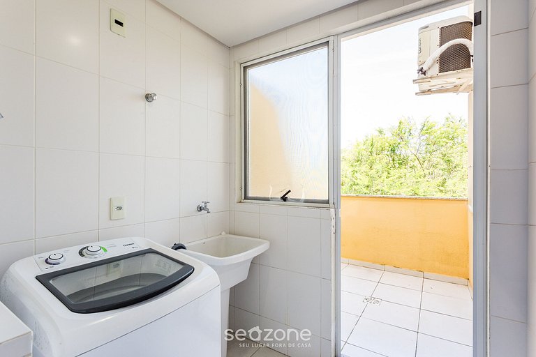 Apto completo em cond. com piscina CMCM101