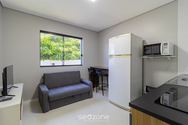 Apto c/ garagem prox a praia | Ingleses - SLC0102