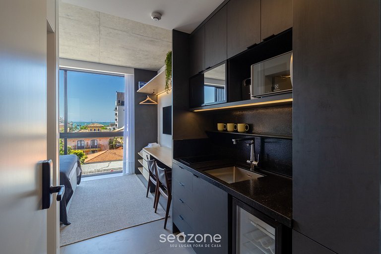 Viva Jurerê a poucos passos da praia! SOT0303