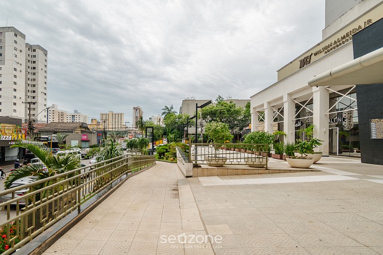 Studio en Cond. c/ Piscina en Setor Bueno BLI2903