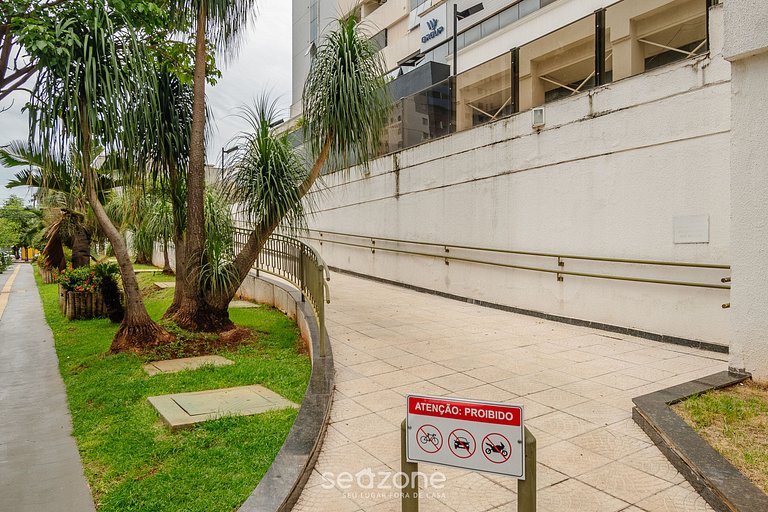 Studio em Cond. c/ Piscina no Setor Bueno BLI2903