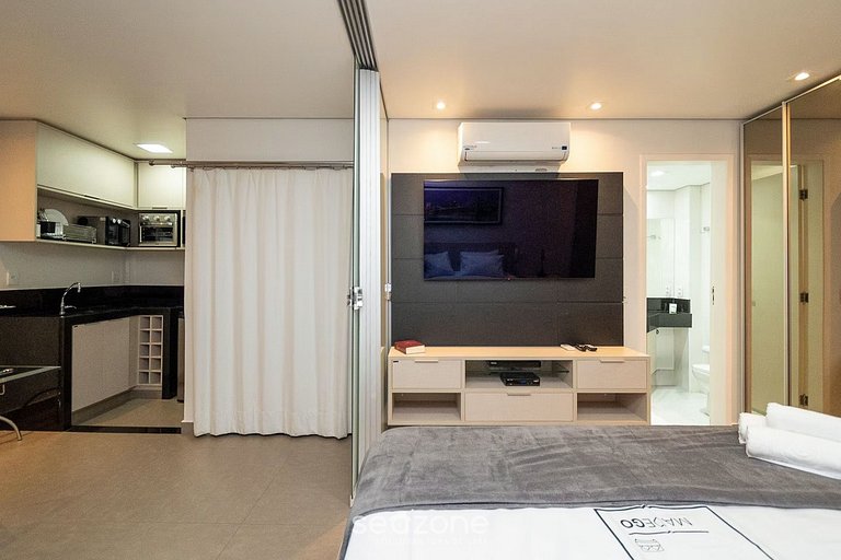 Flat em frente ao HUGO e Pq Areião - BEH2209