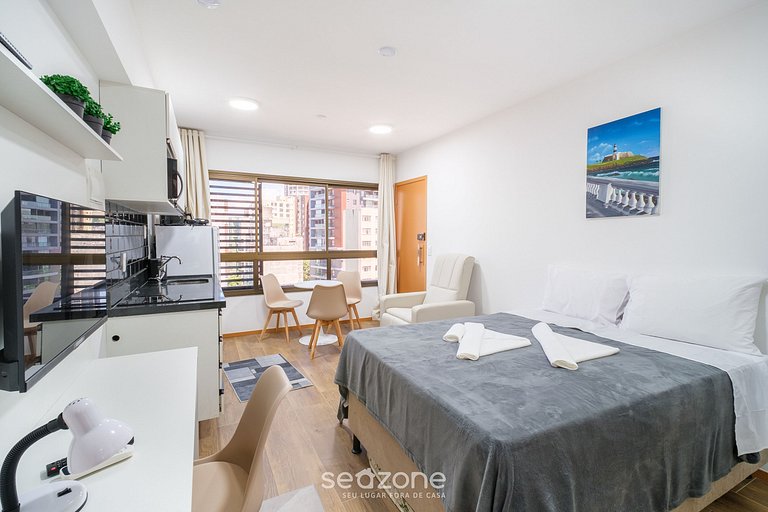 Stúdio Charmoso em Prédio c/ Piscina EUB1006