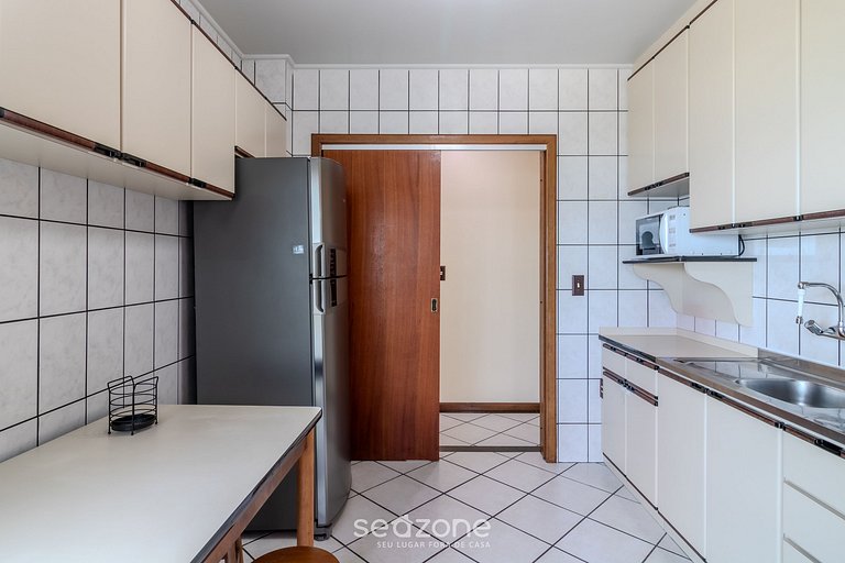 Apto 3Q frente-mar c/ churrasq. em Itapema CON0101