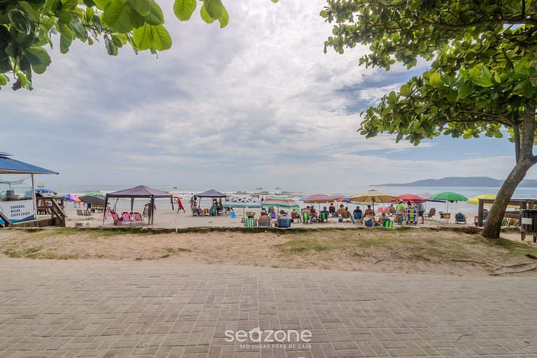 Apto 3Q frente-mar c/ churrasq. em Itapema CON0101