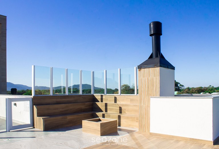 Apartamento moderno con balcón y barbacoa LES403