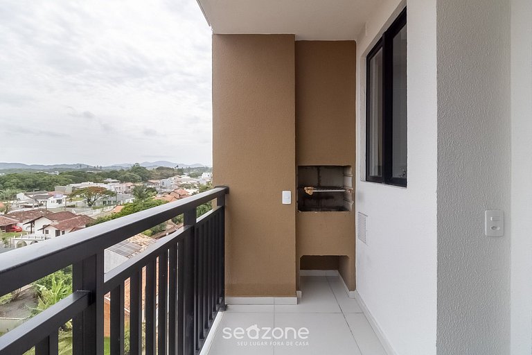 Apto 2Q c/ churrasq. próx. da Praia MCB0706