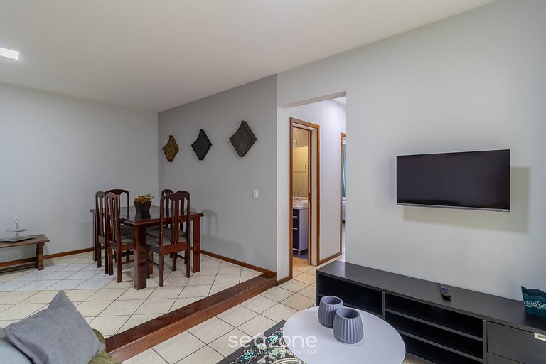 Apto com 3 quartos a 200m da UFSC ELK0101