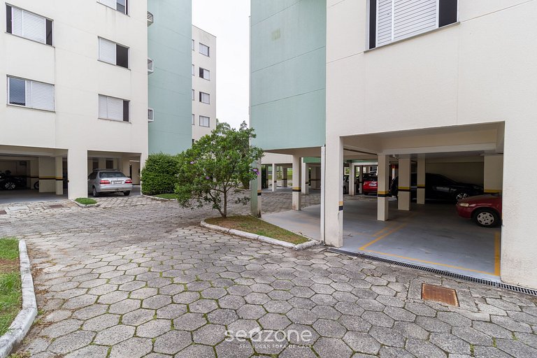 Apto com 3 quartos a 200m da UFSC ELK0101