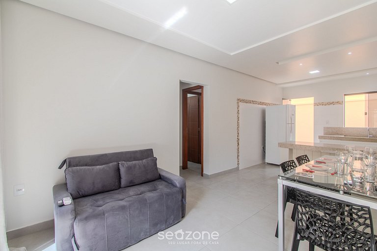 Apartamento moderno a 280 m de la playa AST0103