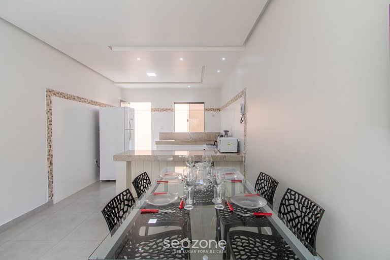 Apartamento moderno a 280 m de la playa AST0103