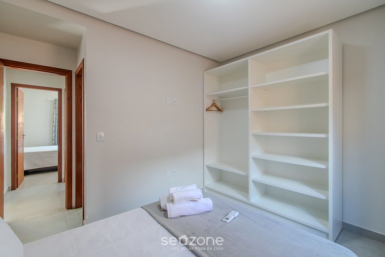 Apartamento moderno a 280 m de la playa AST0103