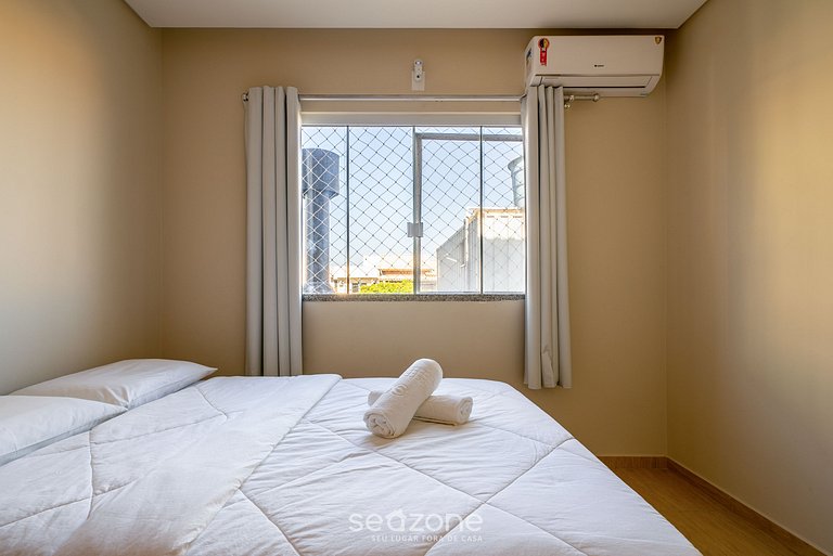 Apto amplo e bem localizado em Bombinhas RVL1183