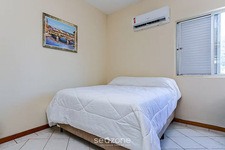 Apto con vista al mar, 200m de Praia Brava CTA022 Seazone